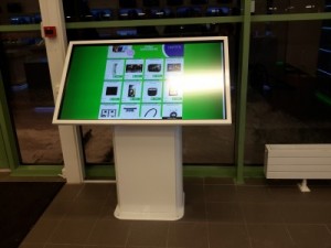 Interaktyvusis stendas Heahind parduotuvėje Estijoje